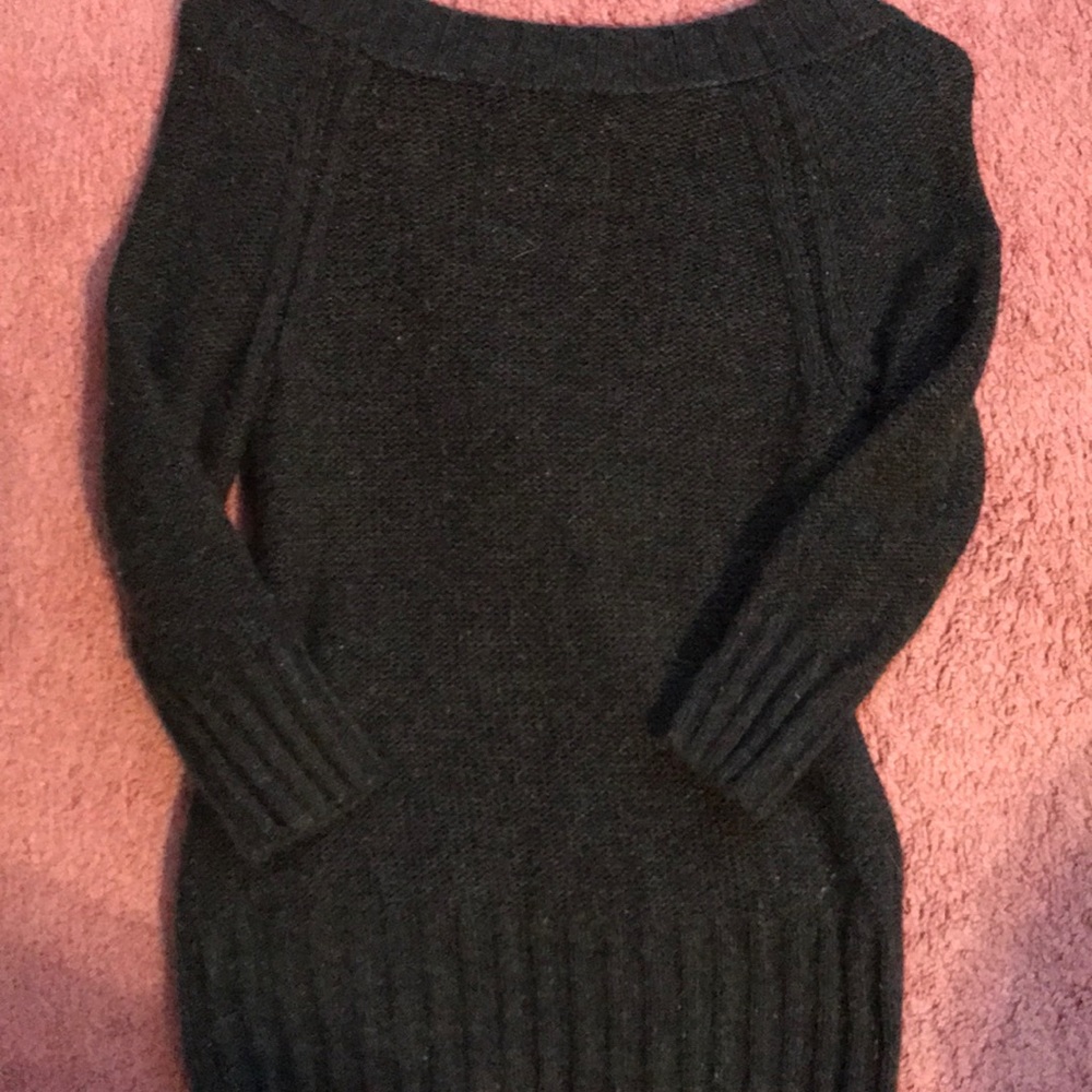 Sweater - Picture 4 of 4